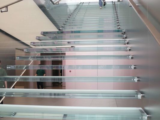 Transparente Frameless Balustrade kurvte lamelliertes Glas