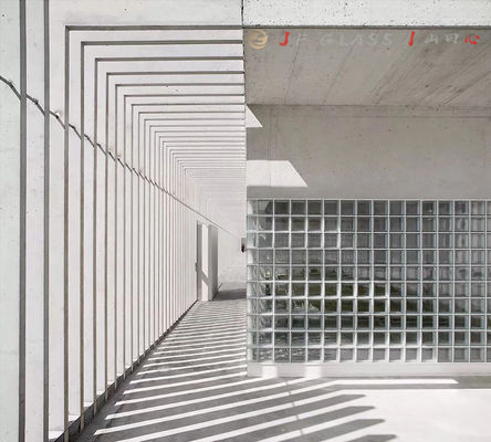 Architektonischer bewölkter fester 50mm Wand-Ziegelstein Klarglas-8x8x4