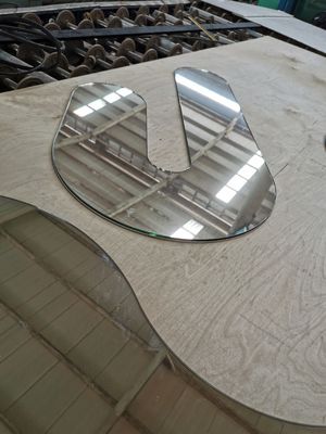 Scratchproof CNC verarbeitete 2440x5000mm Standardglasplatten