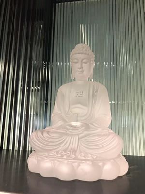 Dekorativer traditioneller schnitzender Buddha Liu Li Glass Art