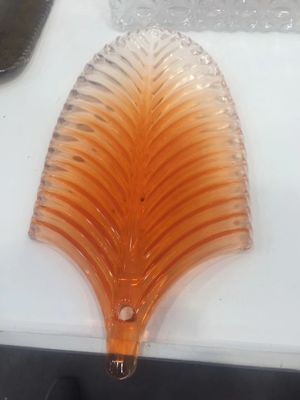 Künstlerischer bunter Leuchter schrägt brechendes Buntglas-Handwerk ab